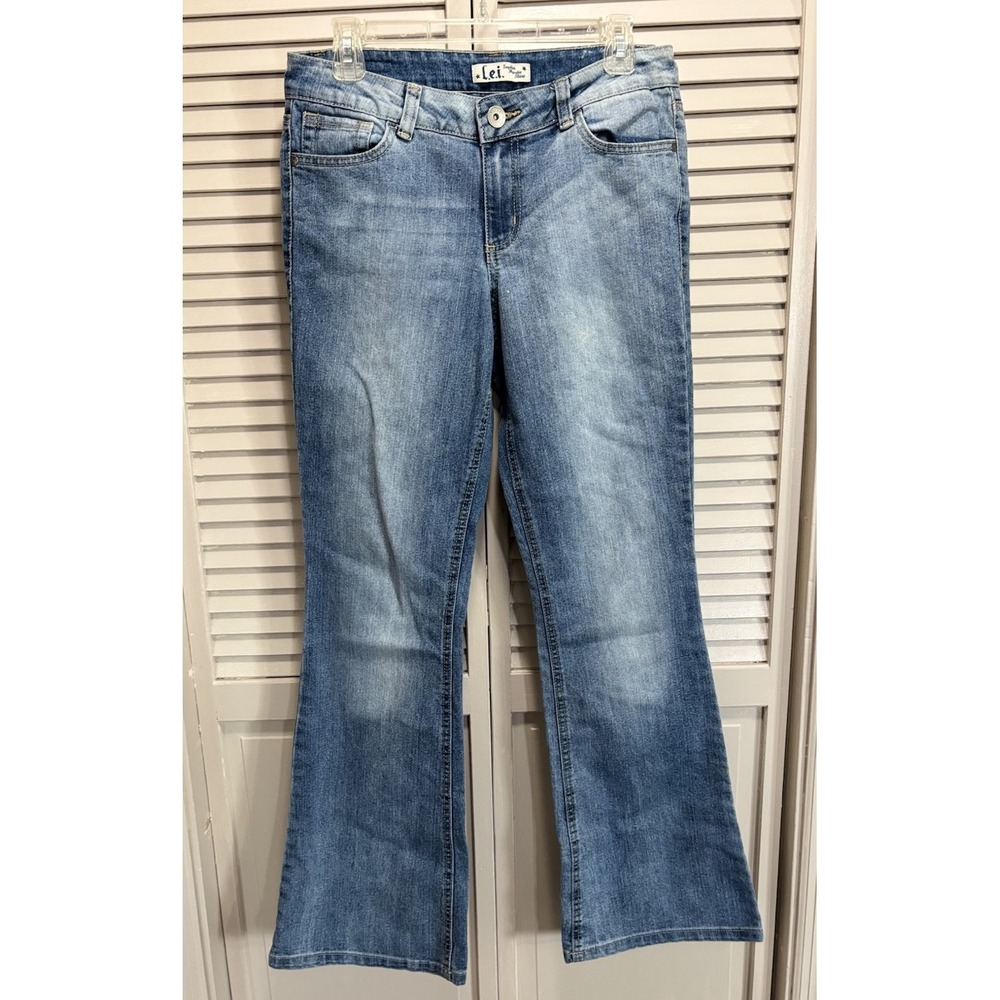 Lei Sophia Hipster‎ Flare Denim Jeans Size 30X31.5 Mid Rise Pockets Light Wash